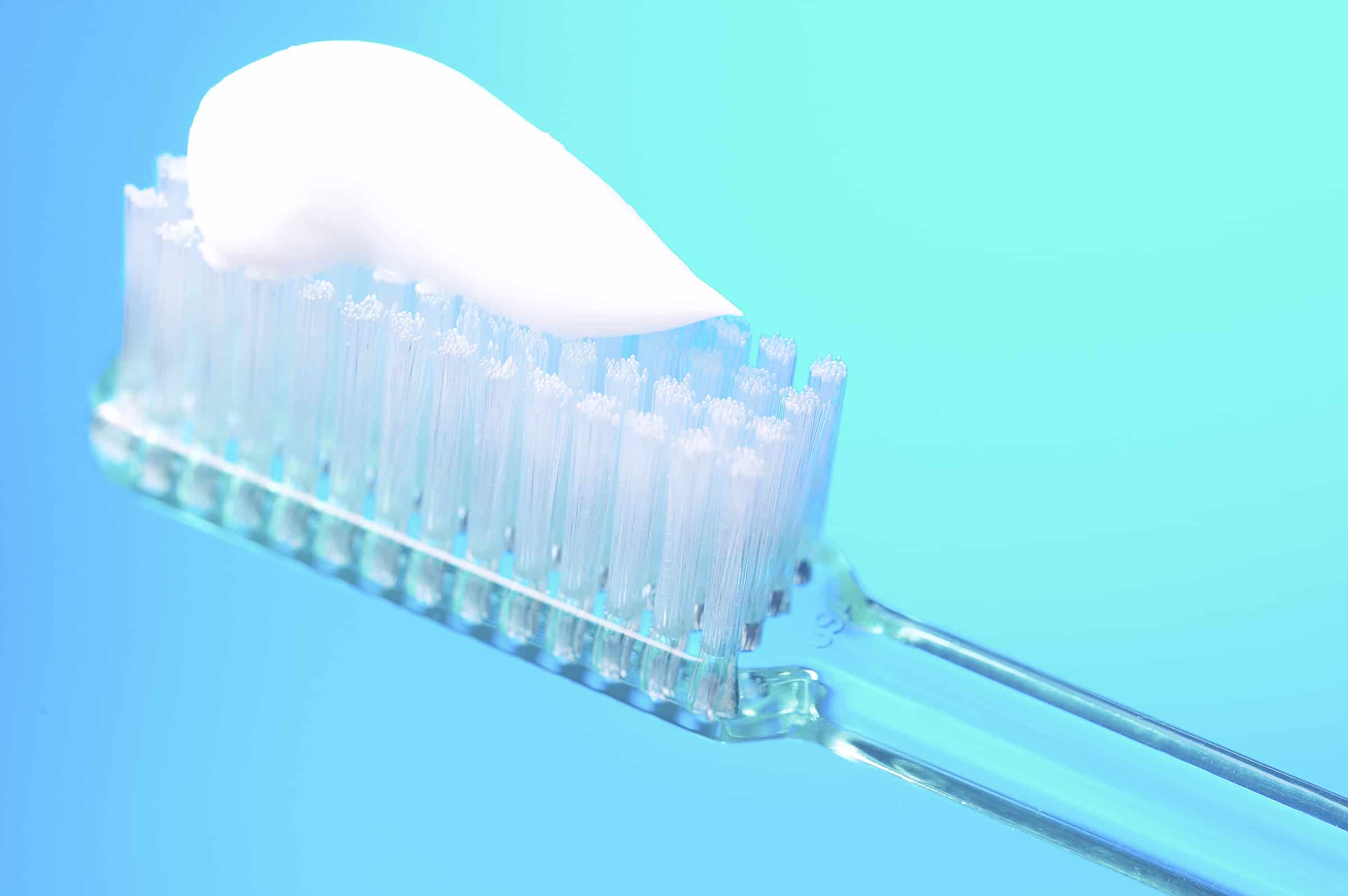 Fluoride toothpaste